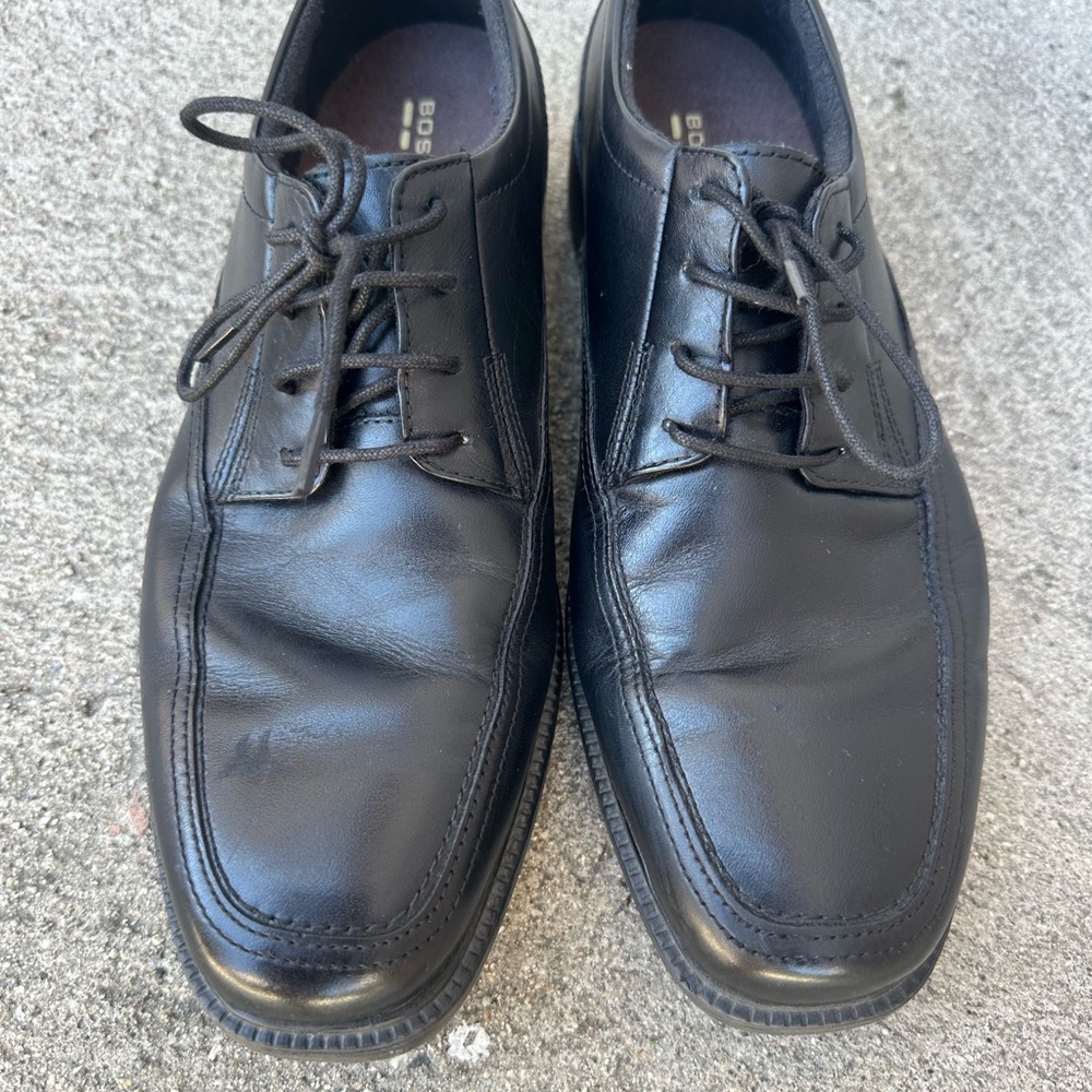 Bostonian Classic Black Leather Oxfords